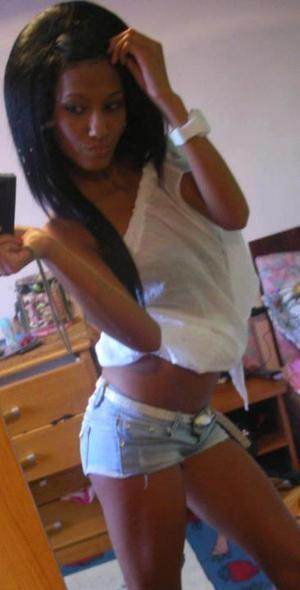 Dating profile image of Kendal, age 28, Kentucky