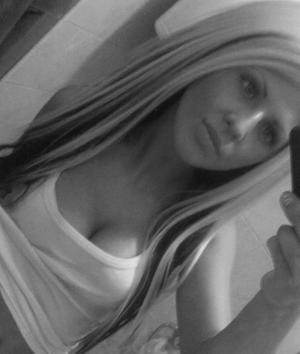 Photo of Alicia (19) from Texas dating profile