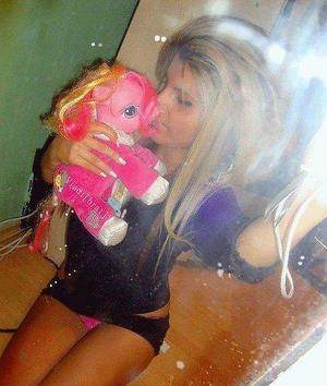 Alissa (24) profile photo in Texas