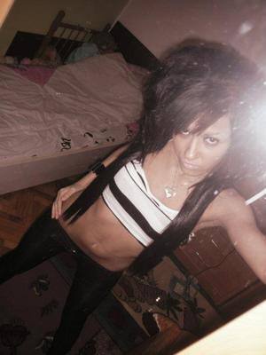 Carrie, 29 from Maine | Older Men and Younger Women Dating