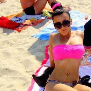 Abby (25) in Alberta | Local Adult Woman