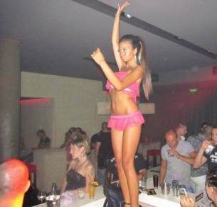 Adult dating profile photo of Alice (28) in Baltimore, MD