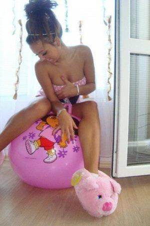 Aileen (30) from North Carolina profile image