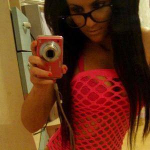 Meet Janessa (24) from Kentucky | Local Dating Profile