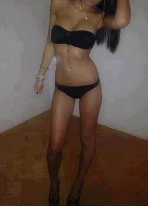 Whitney, 28, Toronto, ONT local dating profile photo