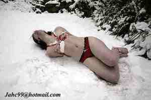 Andrea, 30, Quebec | Nearby Adult Singles