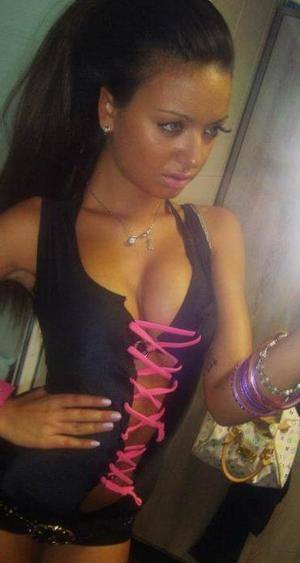 Krista, 19, profile image for Manhattan, NY dating page