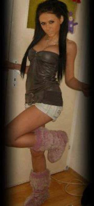 Meet Ashanti (28) from North Carolina | Local Dating Profile