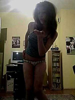Chelsey (20) in Ontario | Local Adult Woman