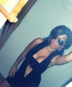 Meet Jaimie (28) from Ontario | Local Dating Profile