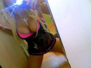 Photo of Madelyn (20), adult profile in Queens, NY
