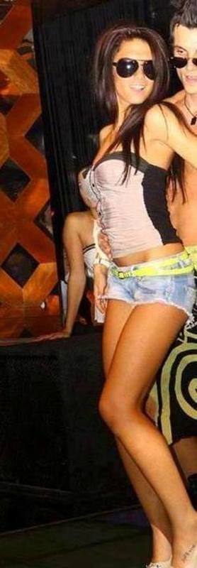 Joelle, 28, Kansas | Nearby Adult Singles