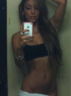Meet Sharon (23) from Ontario | Local Dating Profile
