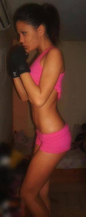 Cristal, 25, casual dating profile photo in Lockport, IL