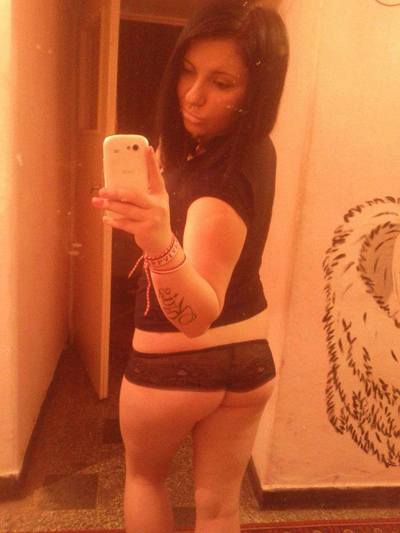 Latasha from Winchester, Kansas is interested in nsa sex with a nice, young man