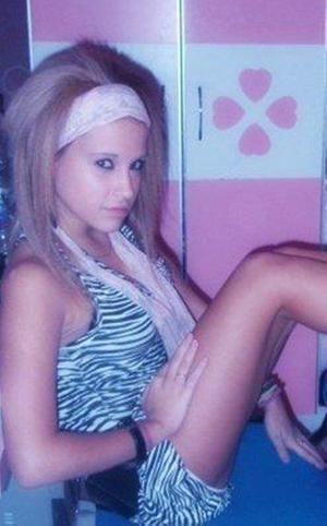 Melani from Rising Sun, Maryland is interested in nsa sex with a nice, young man