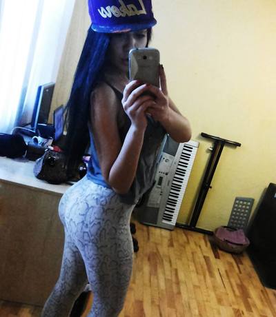 Looking for local cheaters? Take Vashti from West New York, New Jersey home with you