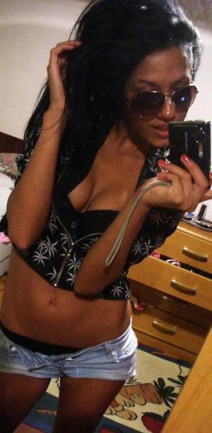 Dinah from Barataria, Louisiana is interested in nsa sex with a nice, young man