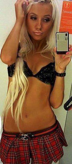 Eliana from San Pierre, Indiana is looking for adult webcam chat