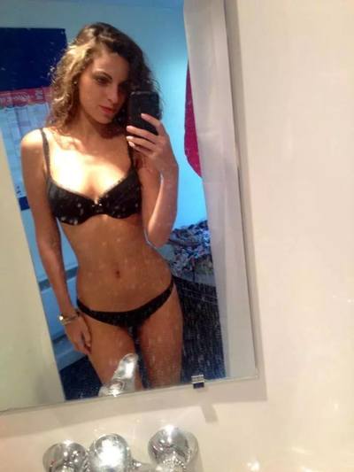 Janella from Poinciana, Florida is interested in nsa sex with a nice, young man