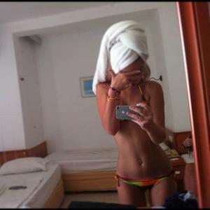 Ozell from Ringwood, Oklahoma is looking for adult webcam chat