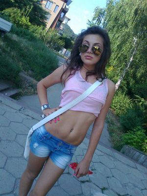 Delila from Mesa, Arizona is looking for adult webcam chat