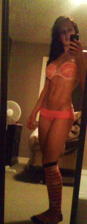 Lita from Libby, Montana is looking for adult webcam chat