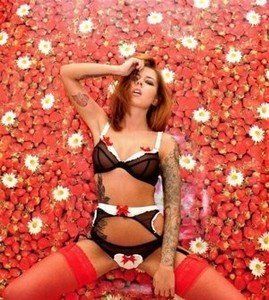 Escorts like Jasmine are down to fuck you now!