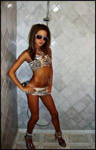 Yolanda from New York is looking for adult webcam chat